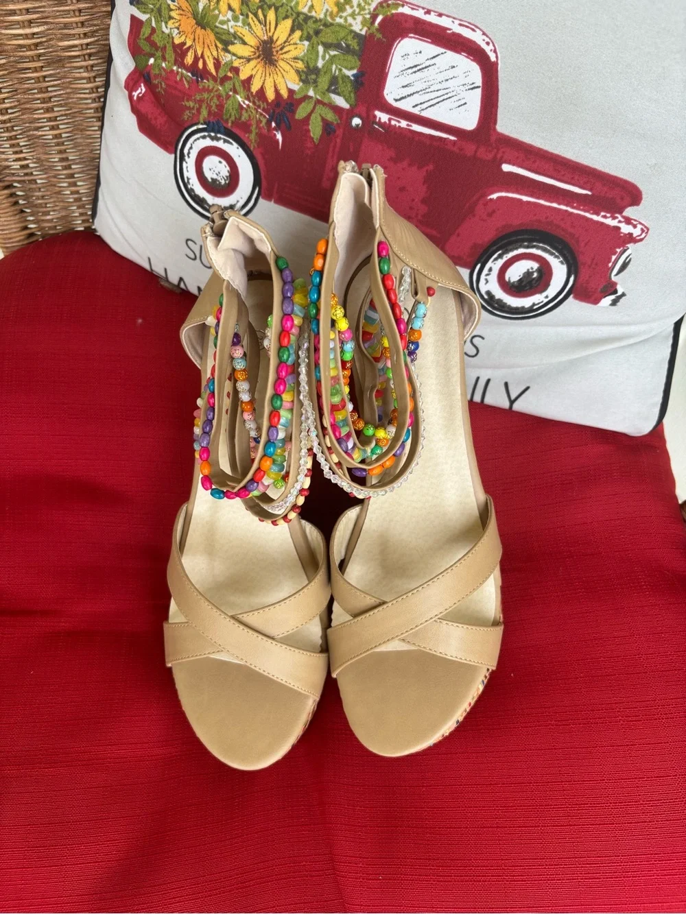 Getmorebeauty NWT Women’s Wedge Sandals W/ Beads High Heels EUR 39 US 8